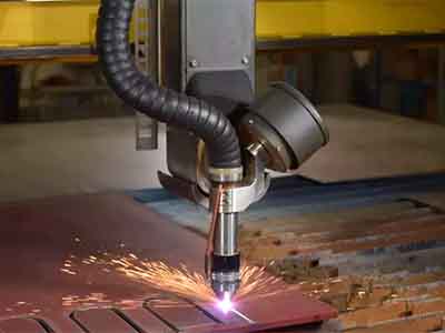 Corte y dimensionado de planchas